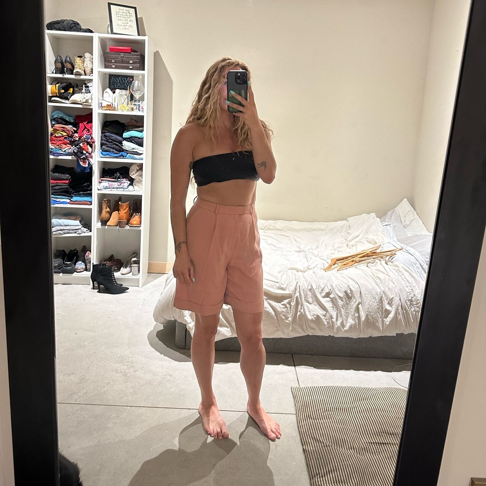 Everlane pink shorts size 6